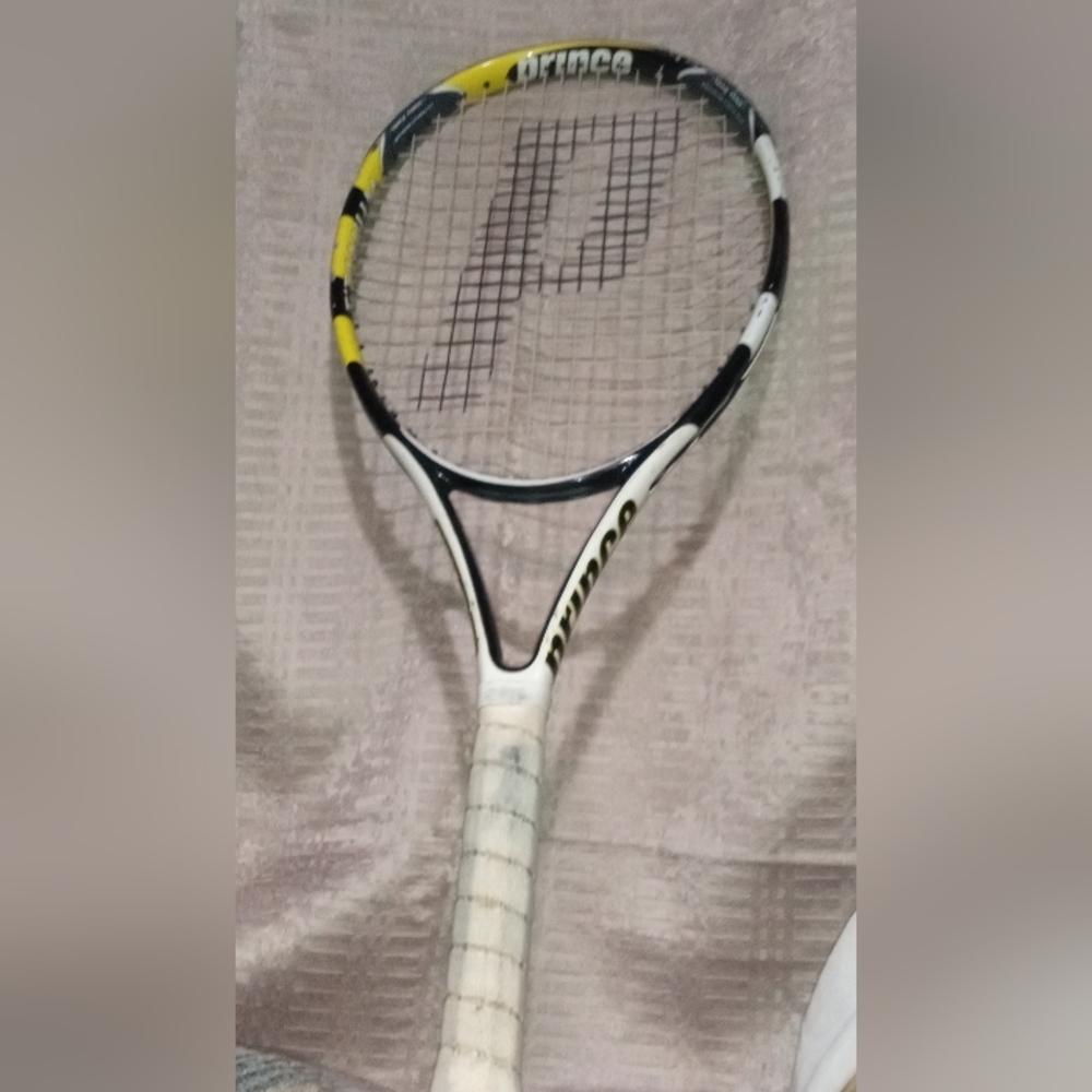 Very nice Prince Fuse It Tennis Rackets Graphite Super light - Picture 2 of 7